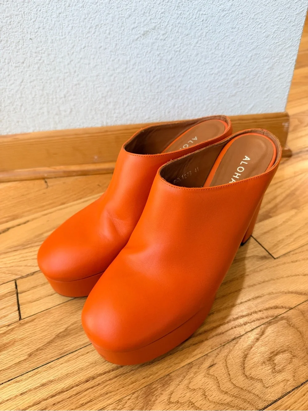 Alohas Platform Mule Heels in Orange - women’s size 41/10